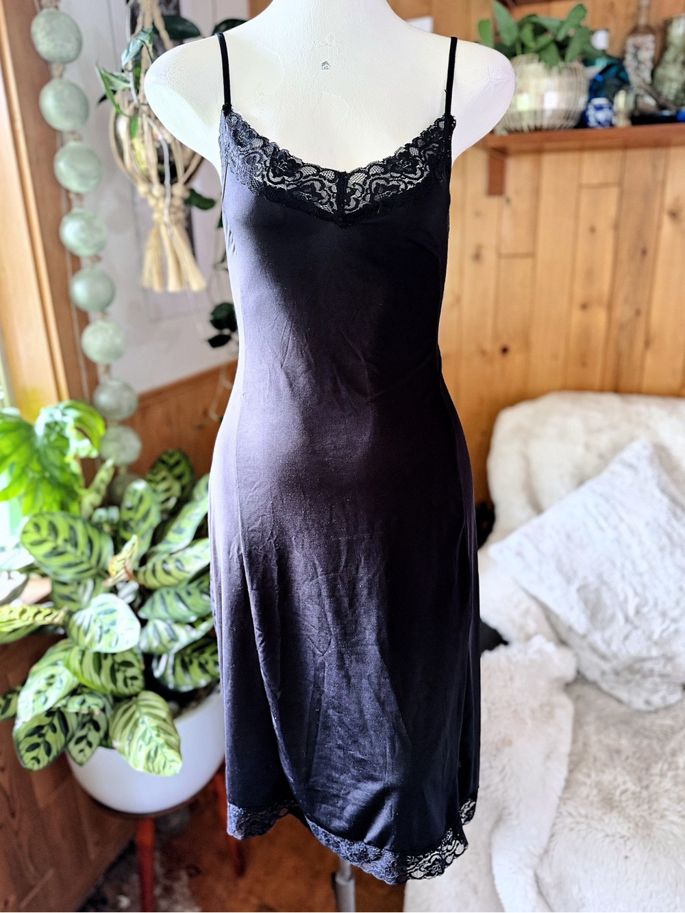 Jones New York Black Lace Trim Full Slip Dress Nightgown Size Large
